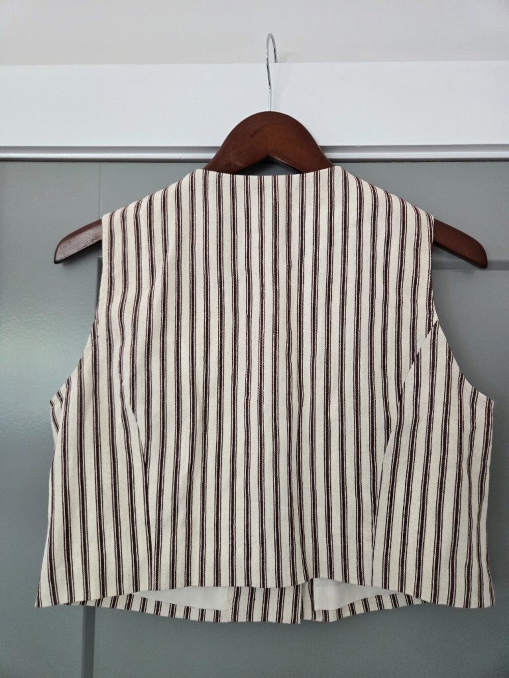 Commence Cotton Striped Sleeveless Top, Medium - Picture 4 of 4